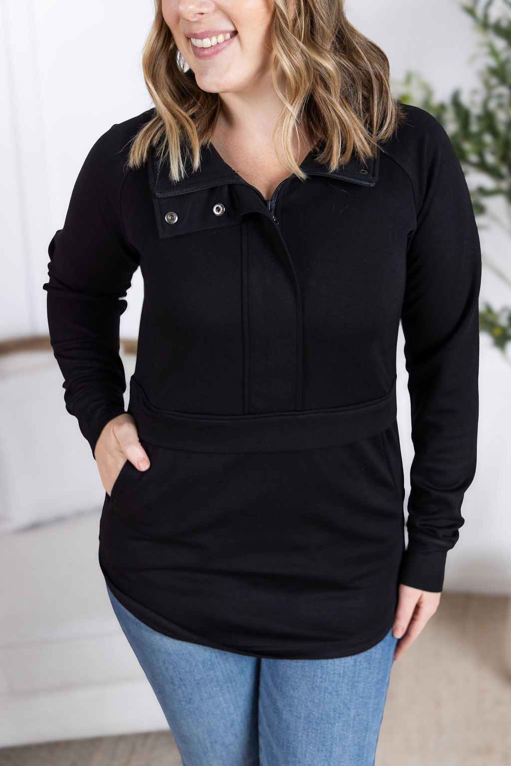 Mia Scuba Halfzip - Black
